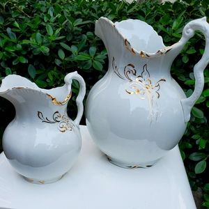 Set Of 2 Vintage White/Gold Ceramic Vase